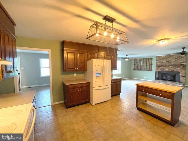 Foto del edificio - 10960 Earnshaw Ln
