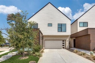Building Photo - 328 Tillery Cir
