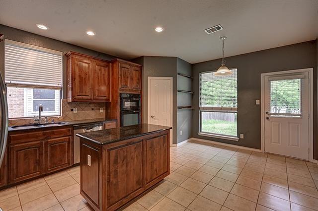 Foto del edificio - 5755 Skinner Way