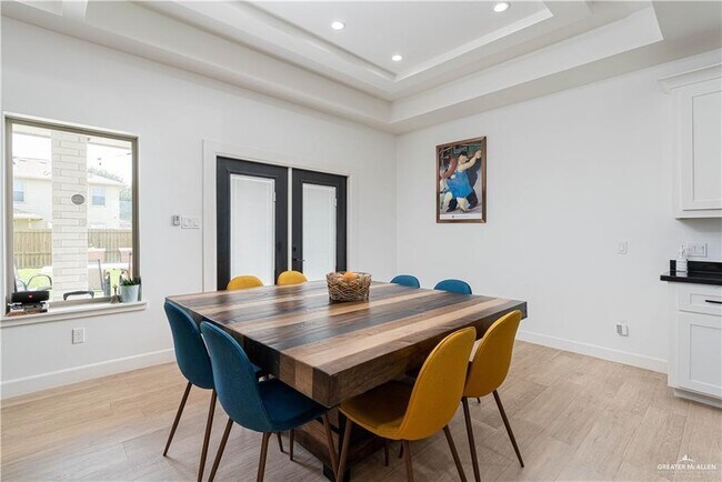 Building Photo - 5304 N 45th St