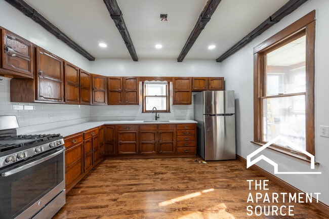 Building Photo - 5311 W Berenice Ave