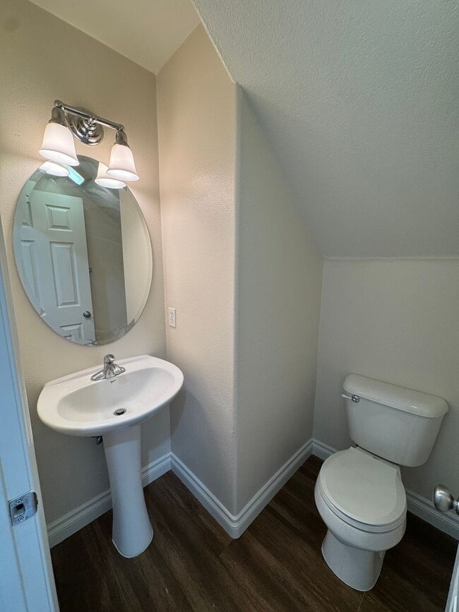 Foto del edificio - Stunning Home in a Desirable Gated Community