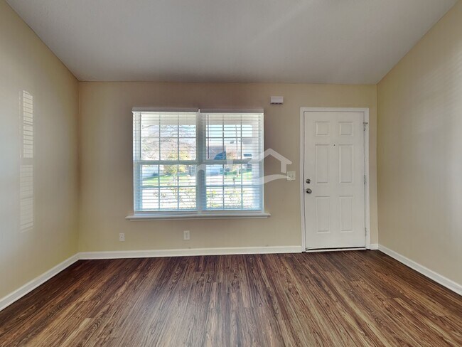 Foto del edificio - 1228 Shannon Ln