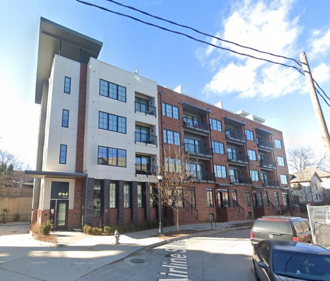 Building Exterior - 22 Airline St NE