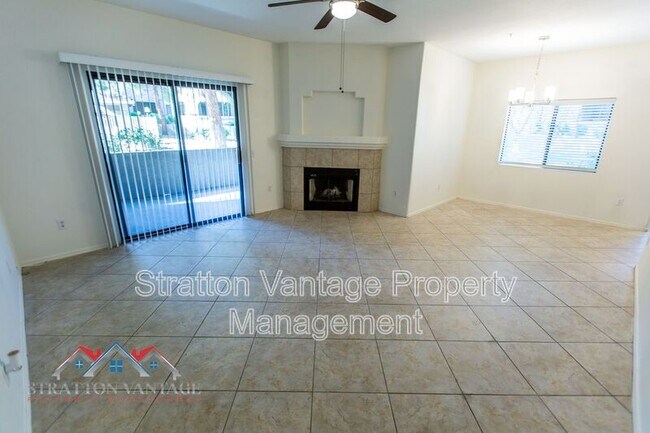 Foto del edificio - 15050 N Thompson Peak Pkwy