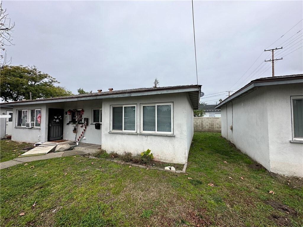 249 W 9th St, Azusa, CA 91702 Apartment for Rent in Azusa, CA