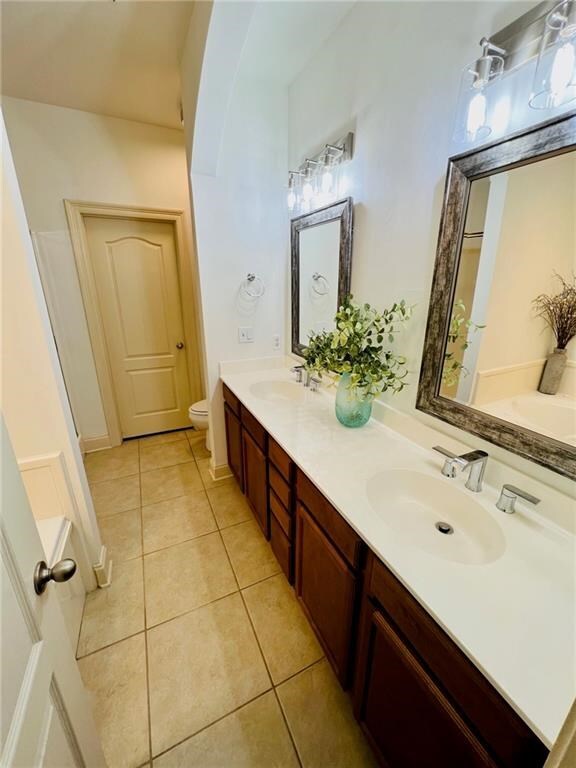 Building Photo - 40145 Taylors Trail