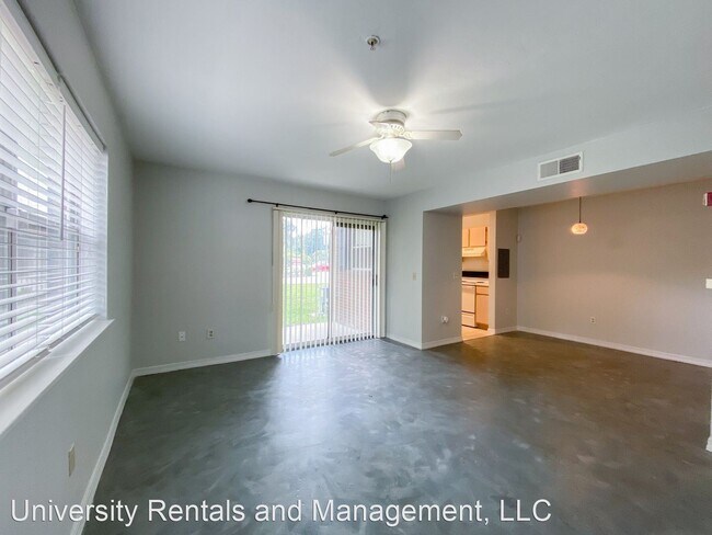 Building Photo - 1 br, 1 bath House - 2360 SW Archer Rd Uni...
