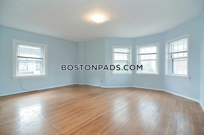 Foto del edificio - 923 Beacon St