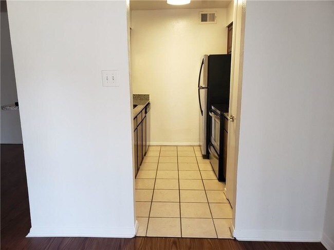 Foto del edificio - 5107 Skillman St