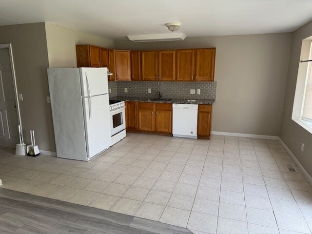 Foto del edificio - 25142 Macomb St