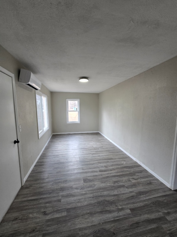 Building Photo - 401 Farrington Ave