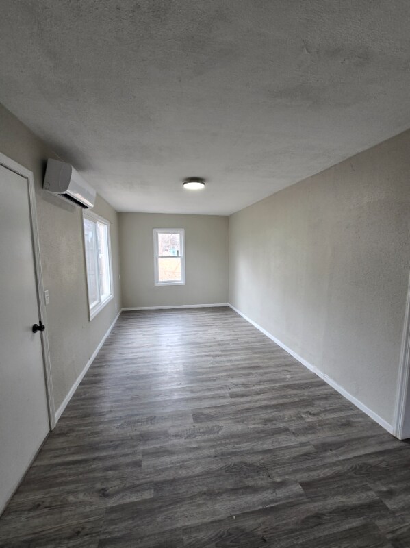 Foto del edificio - 401 Farrington Ave