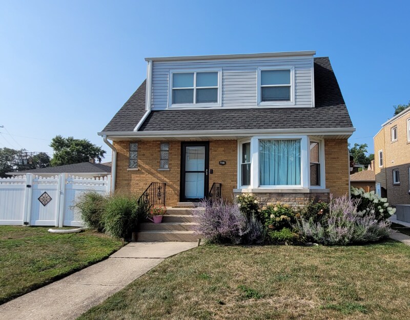 Primary Photo - 7546 W Cleveland St