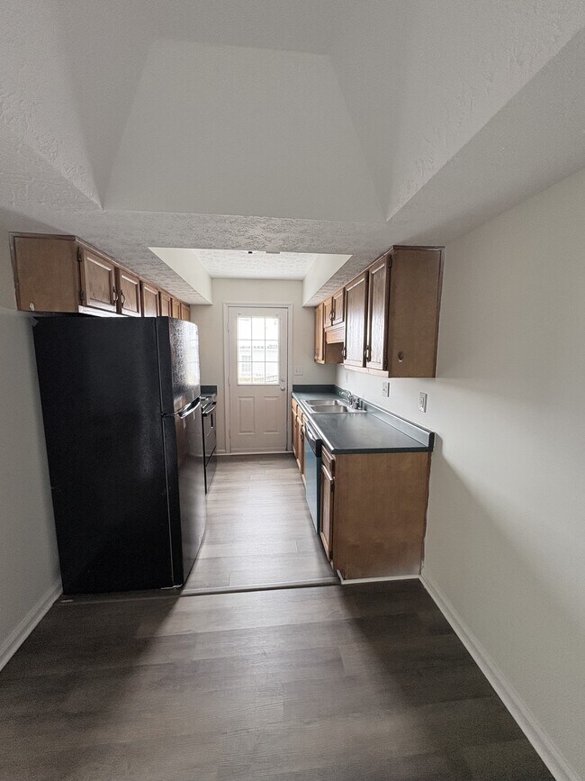 Foto del edificio - 122 Karen Ct