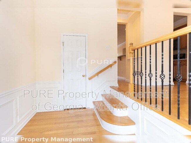 Photo - 1741 Highlands View Dr Townhome