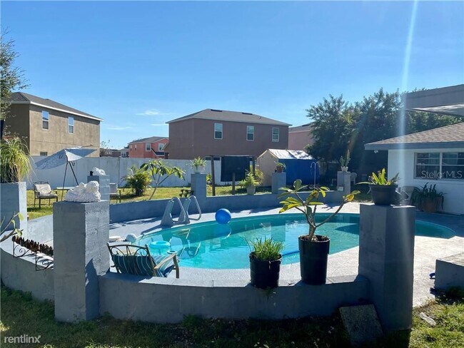 Foto del edificio - 4 br, 2 bath House - 286 17th St NE