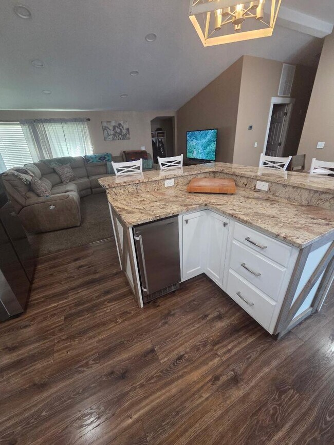 Foto del edificio - 2523 S 3460 W