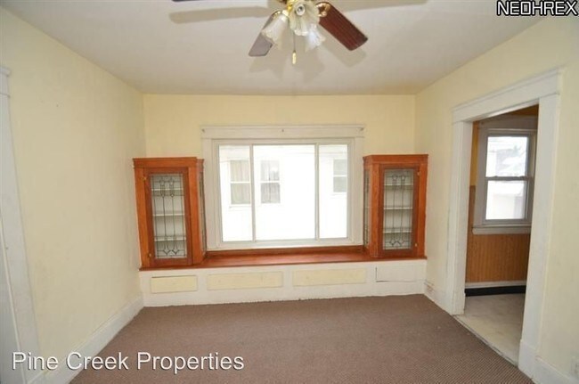 Building Photo - 11702 Saywell Ave