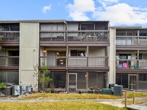 Building Photo - 6336 Newtown Cir