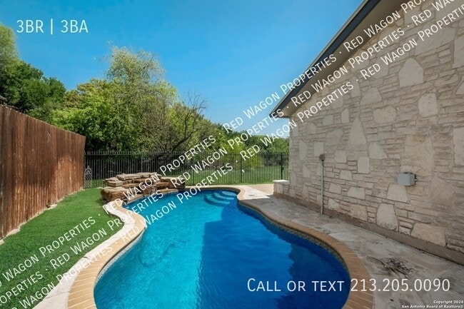Building Photo - 1029 River Park