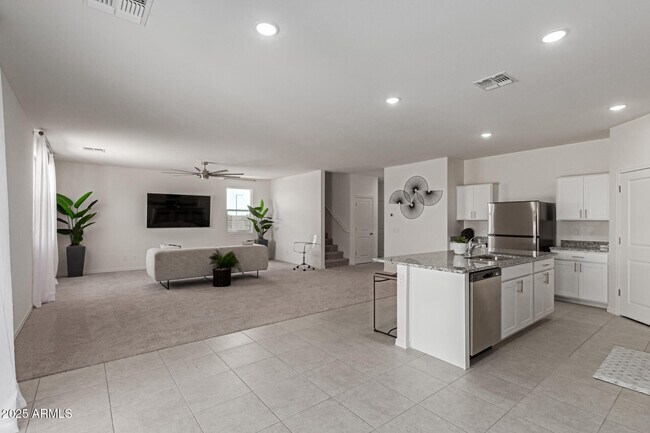 Building Photo - 20004 W Badgett Ln