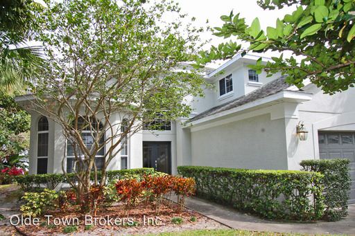 Foto principal - 673 Lake Harbor Cir