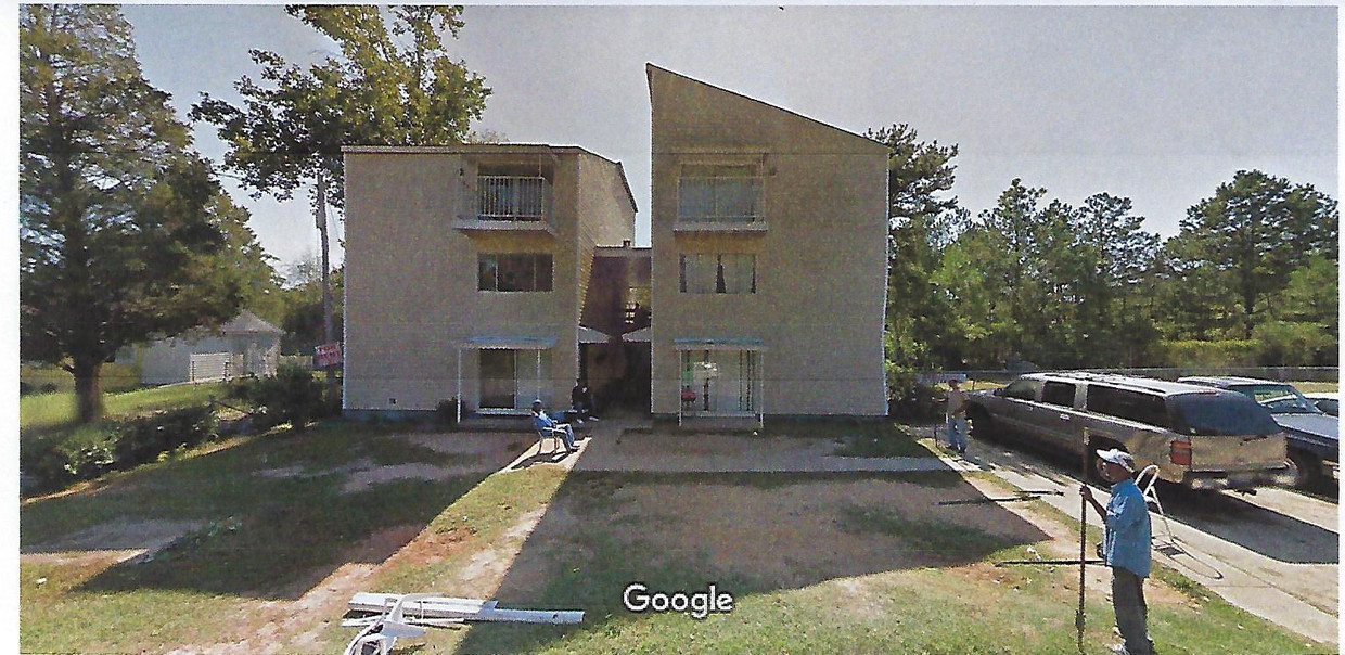 Primary Photo - 1303 Sandfort Rd