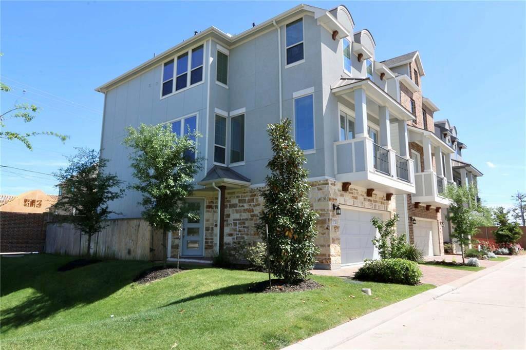 Primary Photo - 1708 Oak Leaf Pass Dr