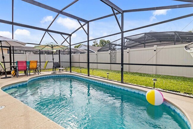 Foto del edificio - 7830 Myrtle Oak Ln