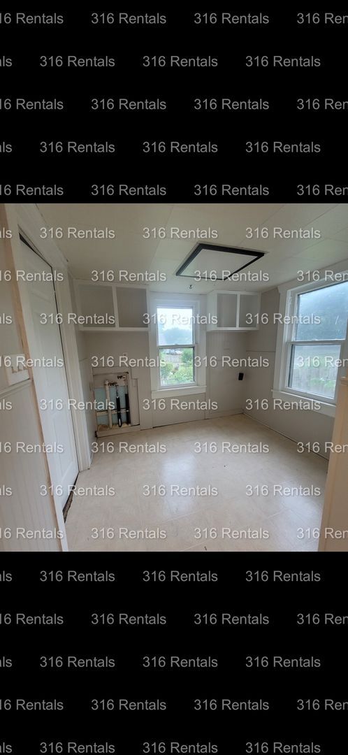 Foto del edificio - $1175 - 3 bed 1 bath - Single Family Home