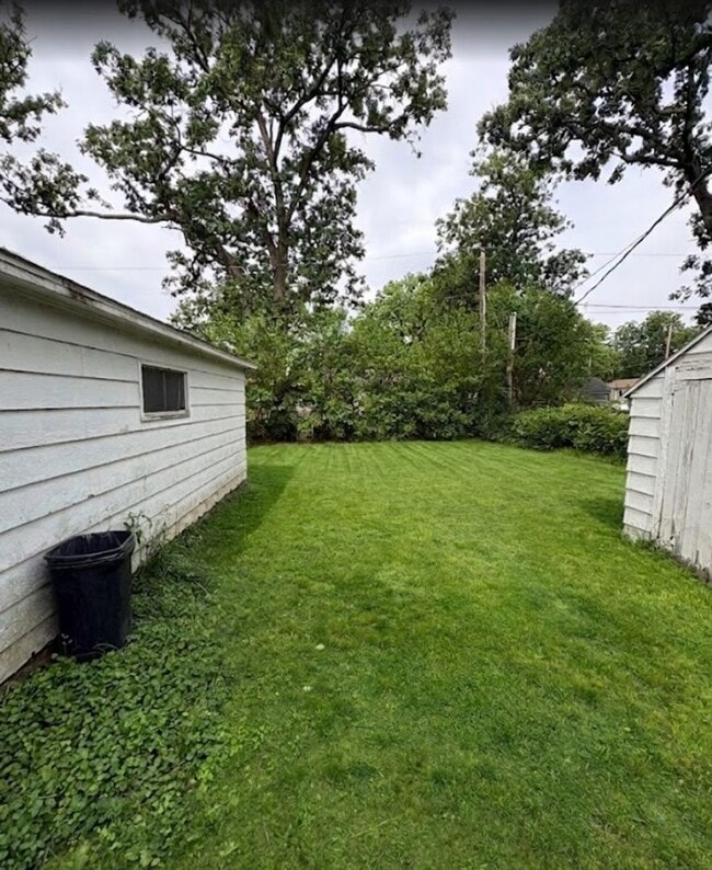 Building Photo - 2-Bedroom Ranch House for Rent July 1st!! NO APPLICATION FEE! MUST APPLY BEFORE VIEWING.