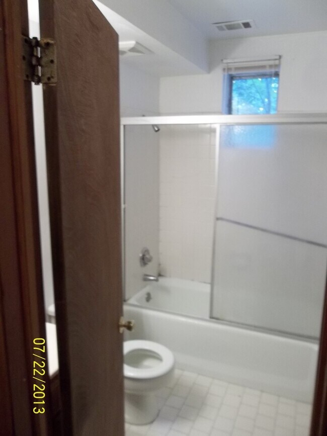 Foto del edificio - 1 bedroom 1 bath with den