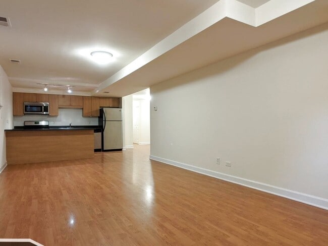 Foto del edificio - 2134 W Concord Pl
