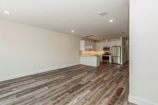Foto del edificio - 6113 Buchanan Pl
