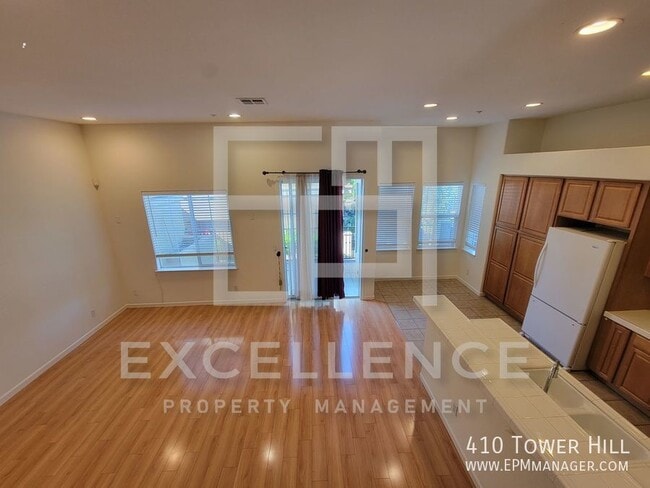 Foto del edificio - 410 Tower Hill Ave
