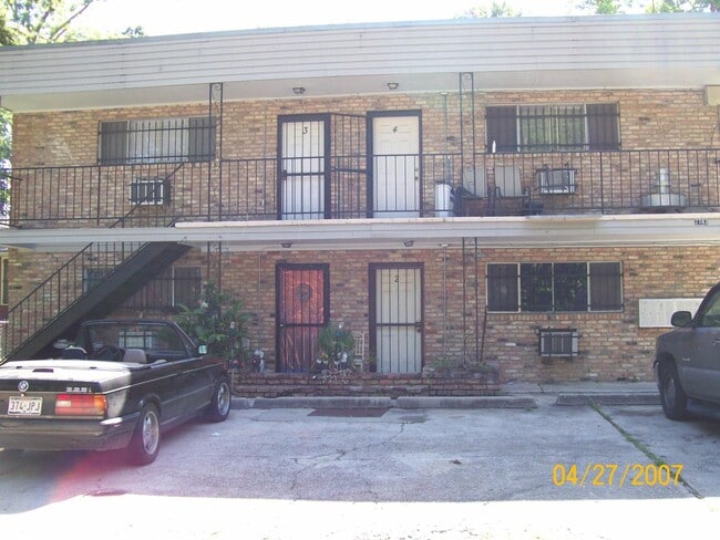 Building Photo - 2783 Iowa St
