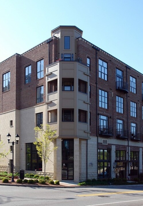 Fotografía del edificio - 408 River St