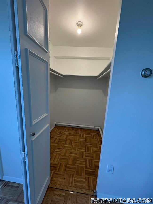 Building Photo - 185 Freeman St