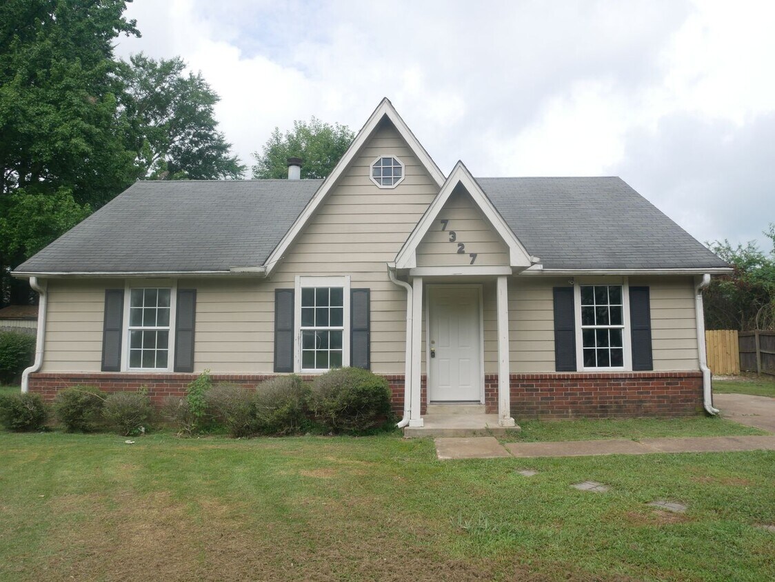 Primary Photo - 7327 Eastover Cove