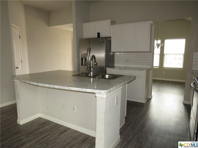 Building Photo - 6609 Catherine Dr