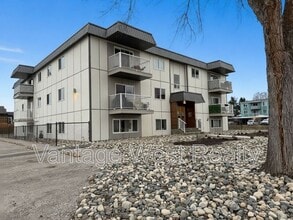 Building Photo - 235 Husch Rd