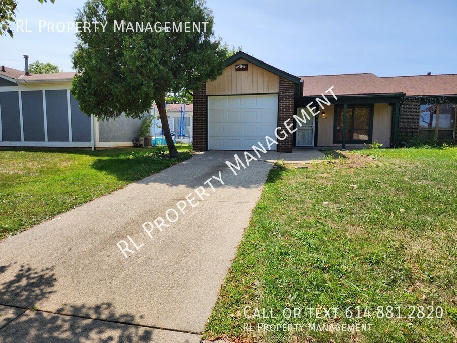 Primary Photo - Spacious 2 bedroom 1 bathroom duplex in Fo...