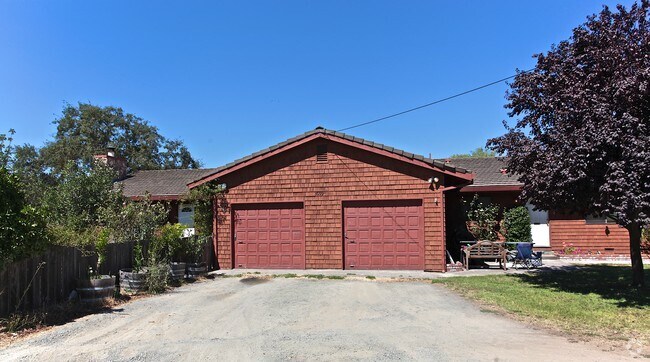 Building Photo - 8719 Windsor Rd