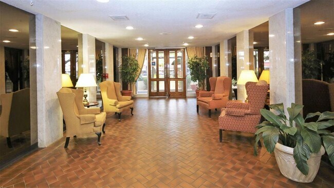 Building Photo - 7520 Hornwood Dr