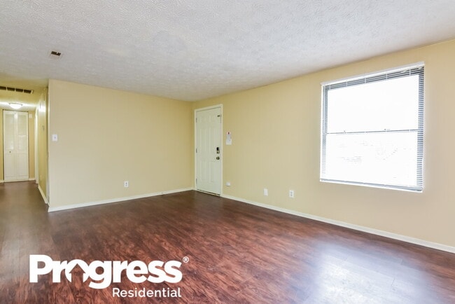 Building Photo - 4922 Glenside Ct