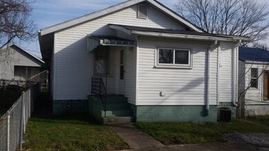 Building Photo - 21 Woodward Ct