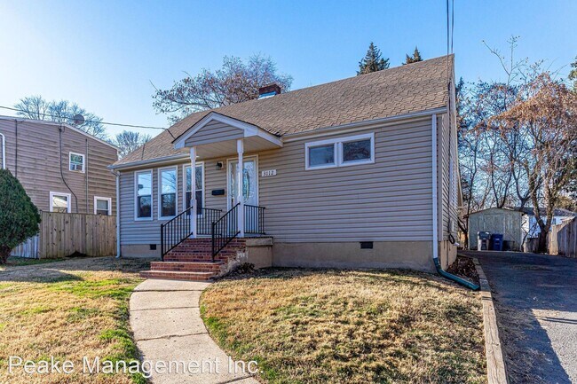 Building Photo - 3 br, 2.5 bath House - 3112 Annandale Road