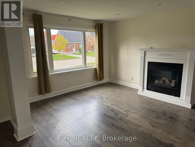 Building Photo - 97 Central Park Blvd N