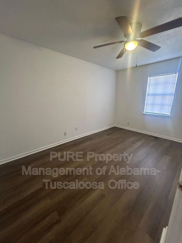 Foto del edificio - 1926 E 48th St